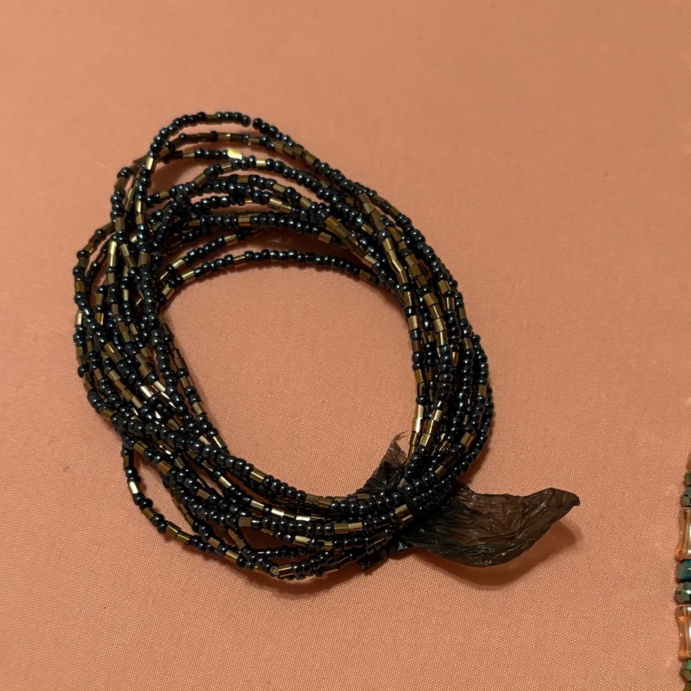 Chic Black and Gold Beaded African Bracelet